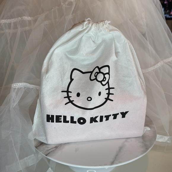 Hello Kitty Pink Designer Bag - Picture 6 of 7